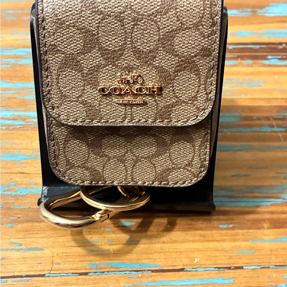 Coach Signature Canvas AirPods / Key Holder Case With Clip Brown